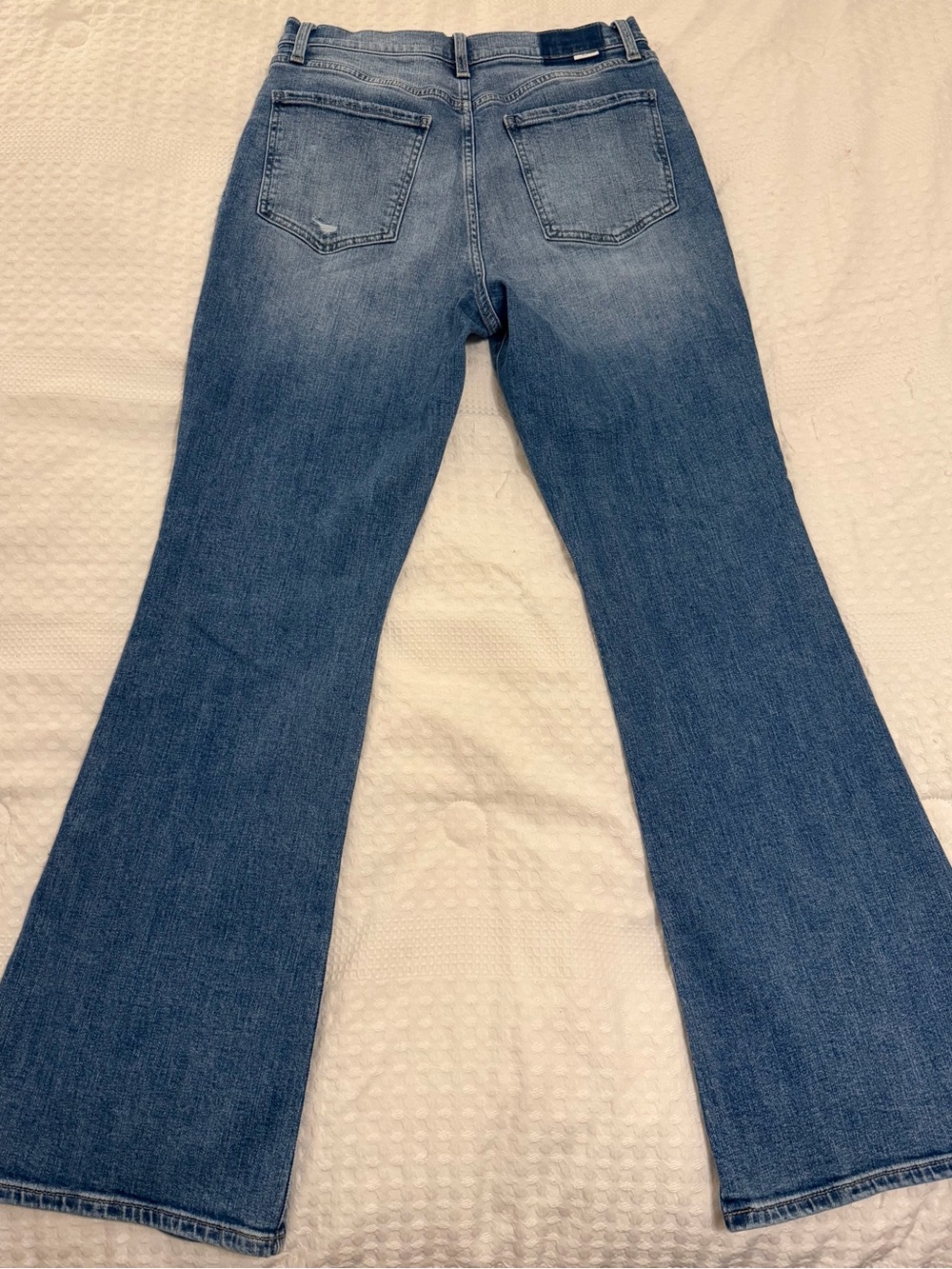 High-Rise Flare Jeans in Mid Blue